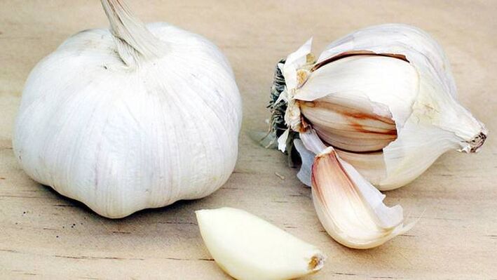 garlic for foot fungus